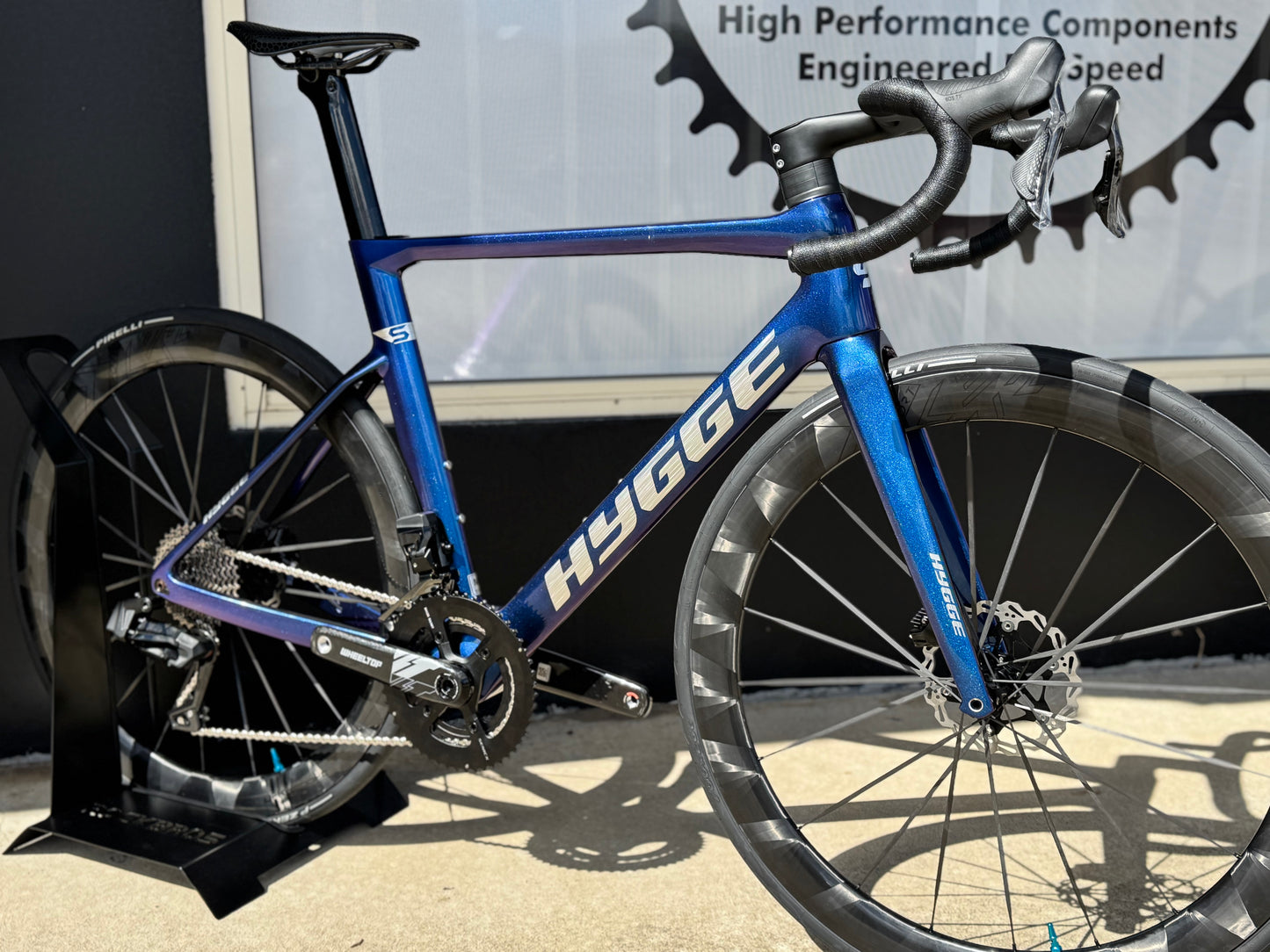 Hygge lightweight road bike