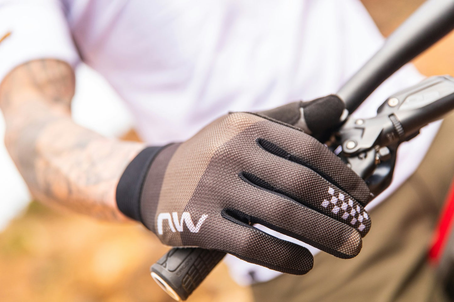 NORTHWAVE AIR LF FULL FINGER GLOVE
